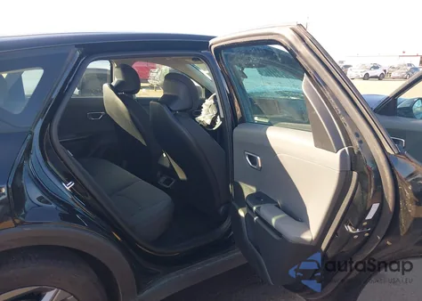 2025 Kia K4 Lxs z USA, uszkodzony, nr VIN 3KPFT4DE8SE169952